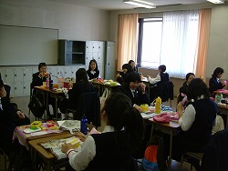 中学1年　4月12日（火）昼休み 003.jpg